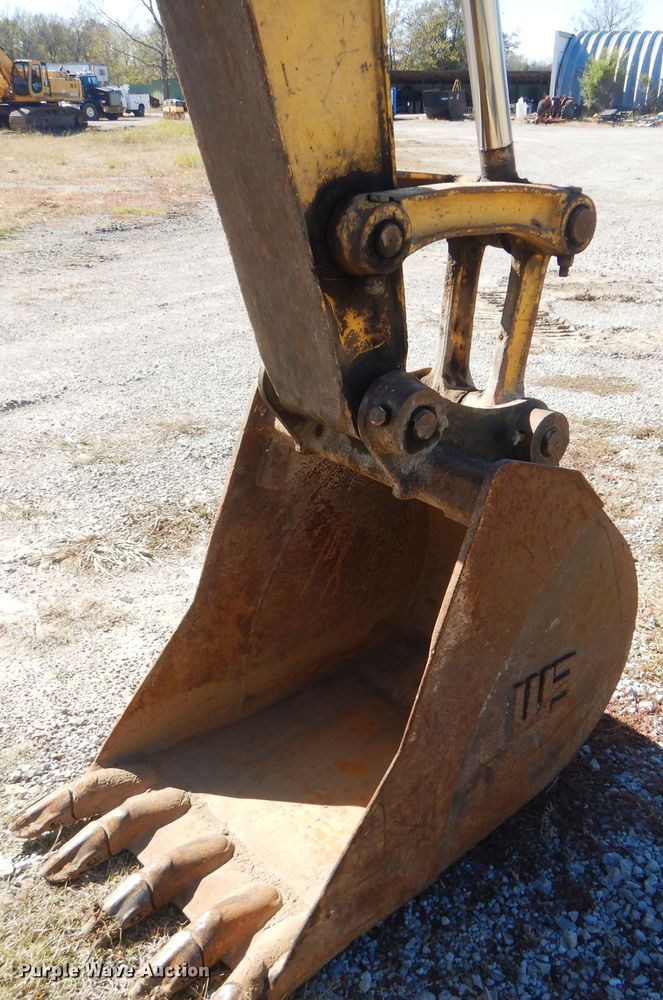 image for item DJ8501 2009 Komatsu PC88MR-8  mini excavator