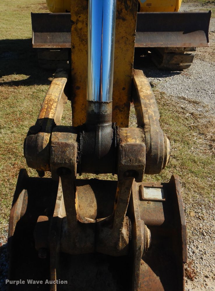 image for item DJ8501 2009 Komatsu PC88MR-8  mini excavator