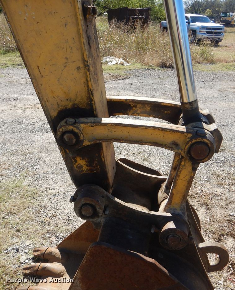 image for item DJ8501 2009 Komatsu PC88MR-8  mini excavator