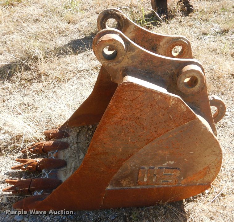 image for item DJ8502 2010 Komatsu PC88MR-8  mini excavator