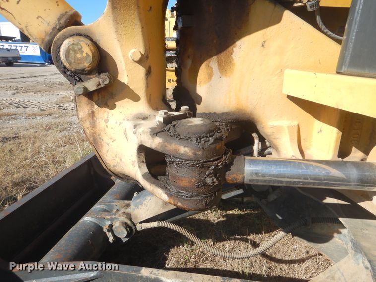 image for item DJ8502 2010 Komatsu PC88MR-8  mini excavator