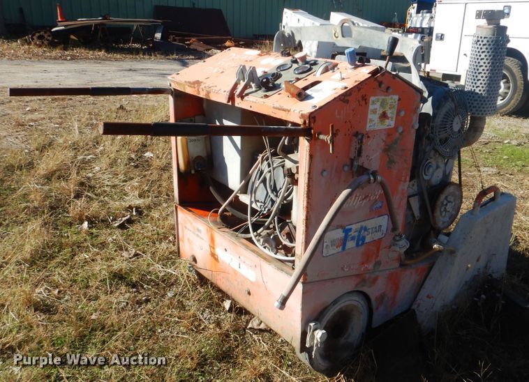 image for item DJ8506 Norton Clipper C61TD concrete saw