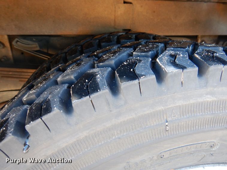 image for item DY9572 2009 Dodge Ram 5500HD  bucket truck