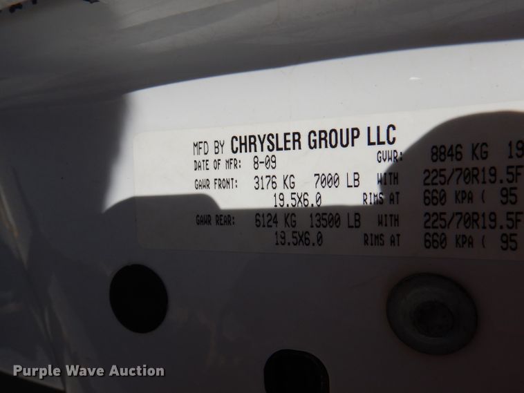 image for item DY9572 2009 Dodge Ram 5500HD  bucket truck