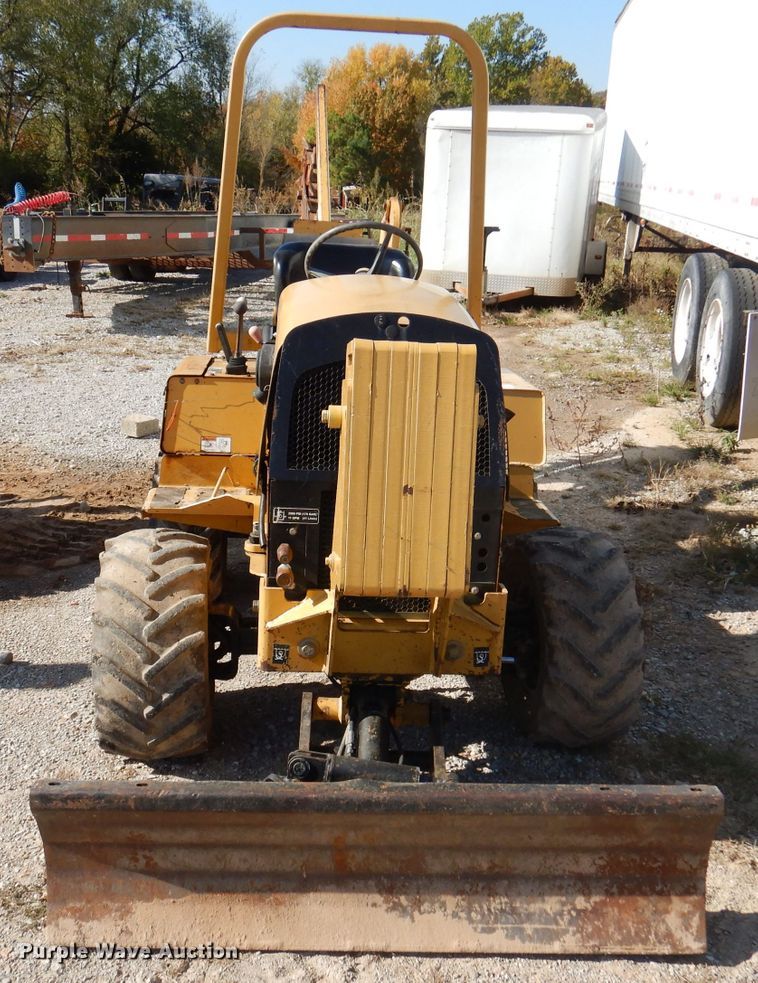 image for item DY9584 2006 Vermeer RT450  trencher