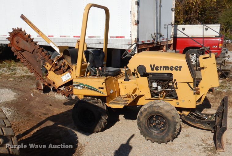 image for item DY9584 2006 Vermeer RT450  trencher