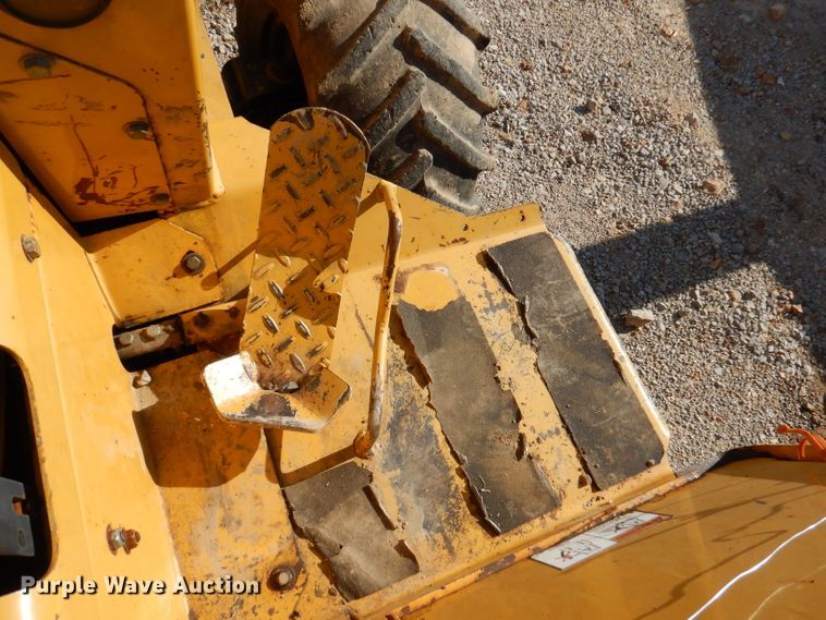 image for item DY9584 2006 Vermeer RT450  trencher