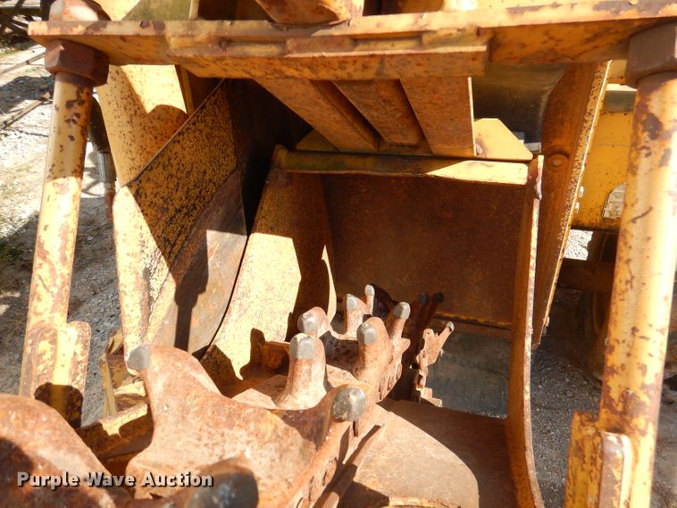 image for item DY9584 2006 Vermeer RT450  trencher