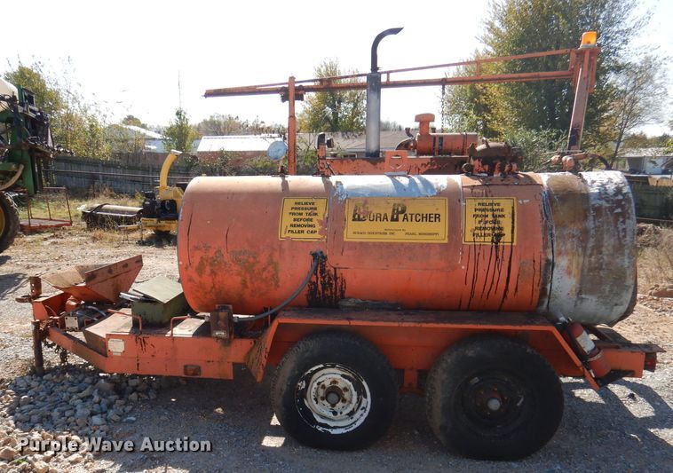 image for item DY9591 Dura Patcher 81DJ pot hole patcher