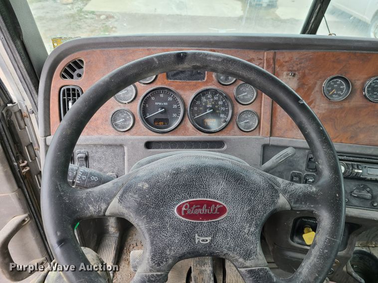 image for item EL9575 2006 Peterbilt 357  ready mix truck