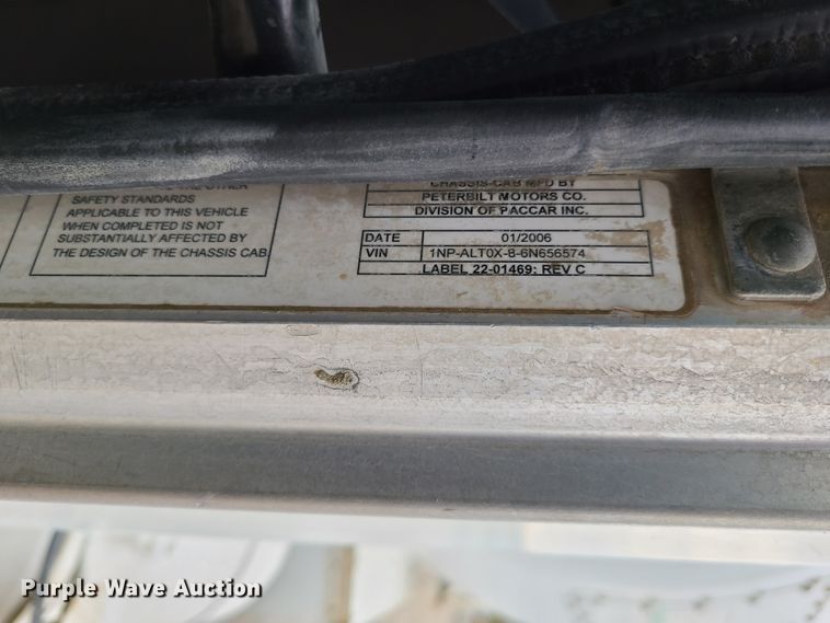 image for item EL9575 2006 Peterbilt 357  ready mix truck