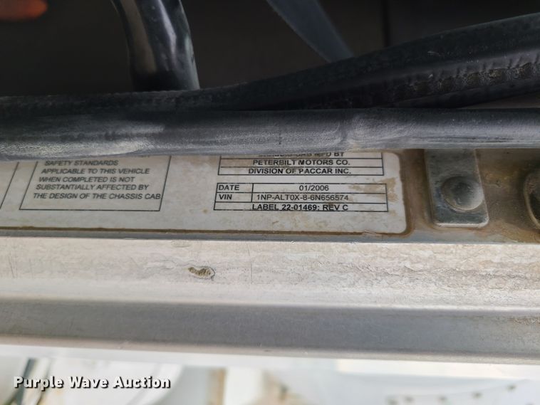 image for item EL9575 2006 Peterbilt 357  ready mix truck