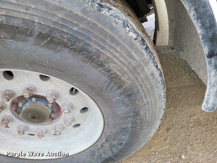 image for item EL9575 2006 Peterbilt 357  ready mix truck