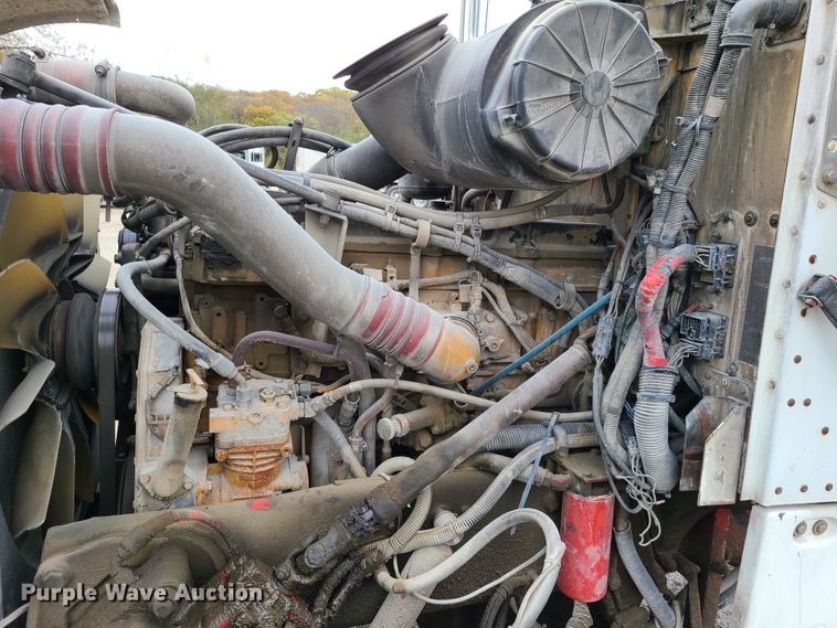 image for item EL9575 2006 Peterbilt 357  ready mix truck