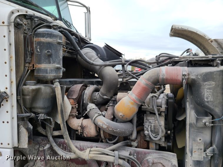 image for item EL9575 2006 Peterbilt 357  ready mix truck