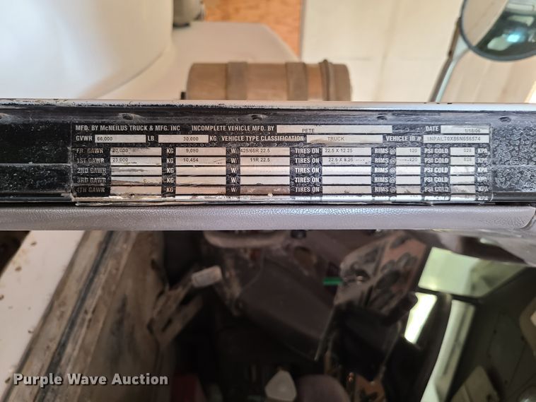 image for item EL9575 2006 Peterbilt 357  ready mix truck