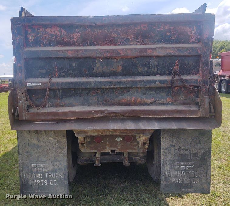 image for item EQ9403 1984 Ford LTL9000  dump truck