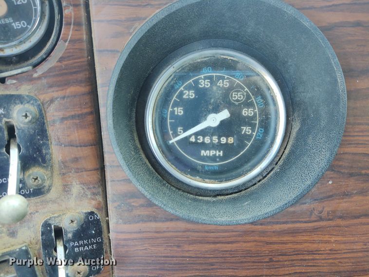 image for item EQ9403 1984 Ford LTL9000  dump truck