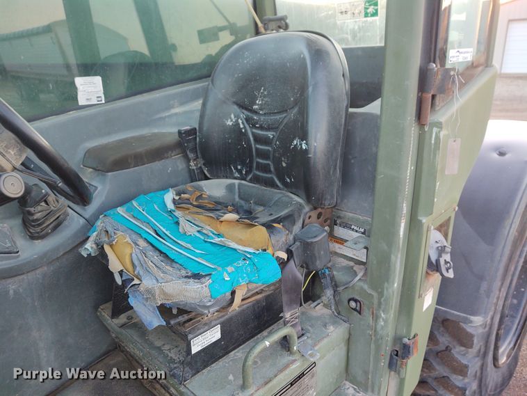 image for item EQ9459 2001 Sky Trak MMV  telehandler