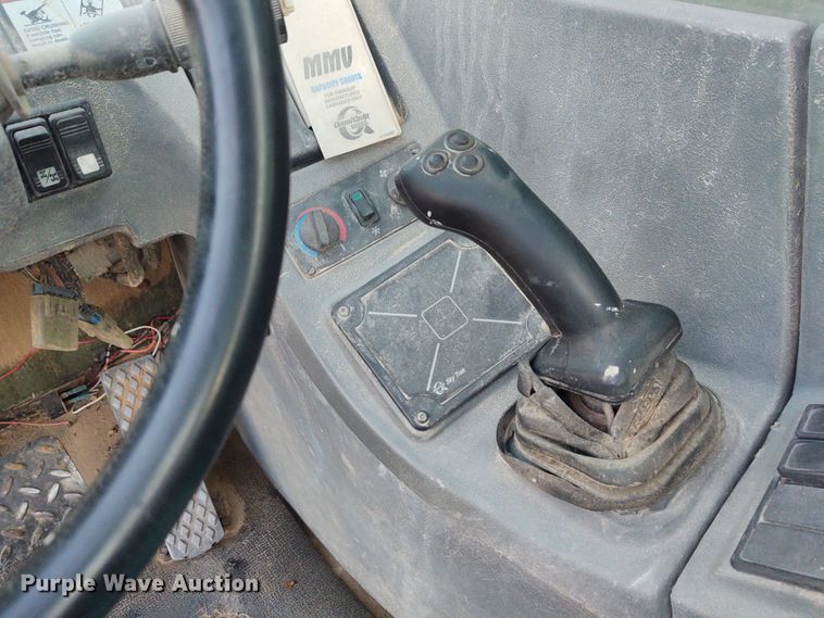 image for item EQ9459 2001 Sky Trak MMV  telehandler