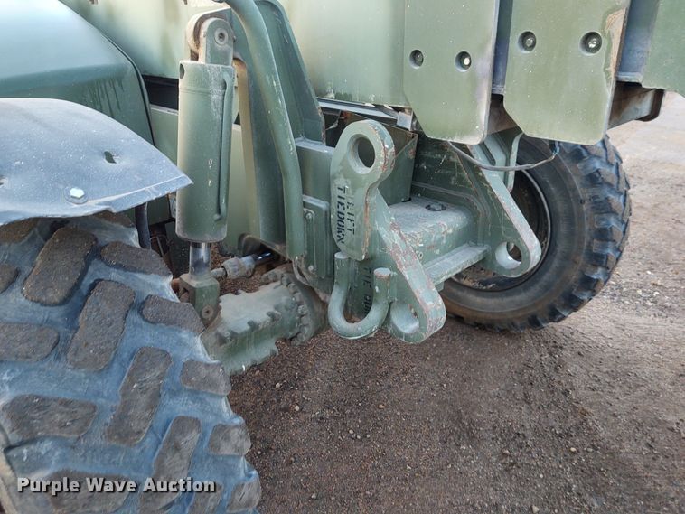 image for item EQ9459 2001 Sky Trak MMV  telehandler