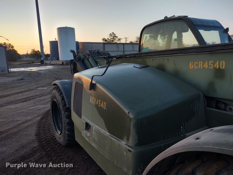 image for item EQ9459 2001 Sky Trak MMV  telehandler