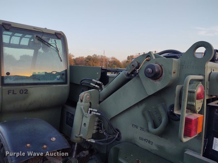 image for item EQ9459 2001 Sky Trak MMV  telehandler