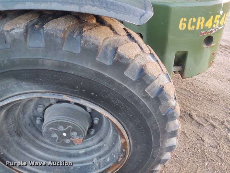 image for item EQ9459 2001 Sky Trak MMV  telehandler