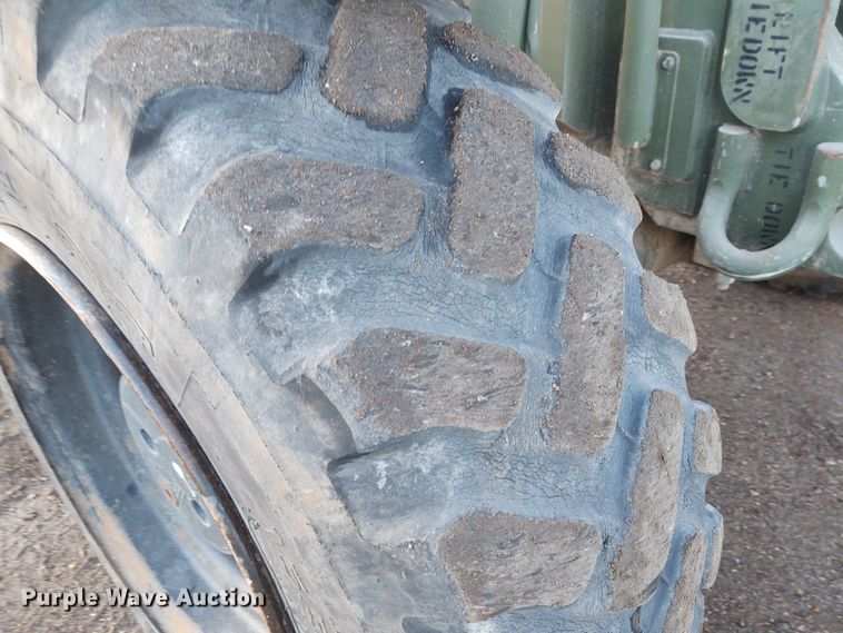 image for item EQ9459 2001 Sky Trak MMV  telehandler