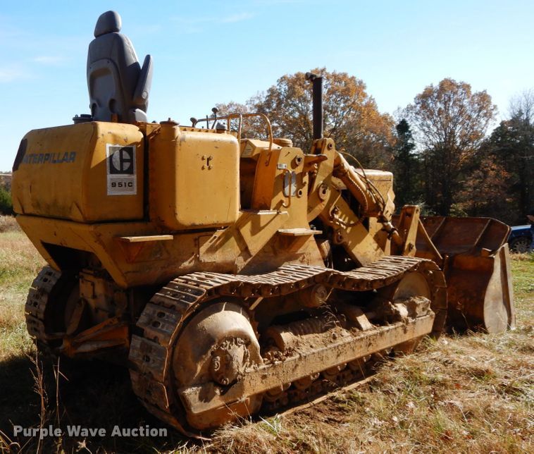 image for item FG9659 1973 Caterpillar 951C  track loader