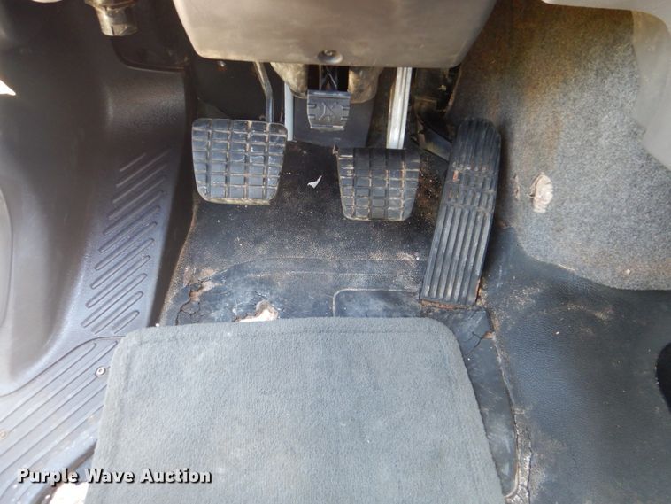 image for item GM9156 2012 Freightliner 114SD  flatbed truck