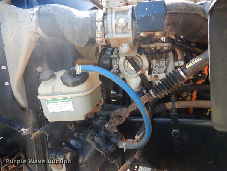 image for item GM9156 2012 Freightliner 114SD  flatbed truck