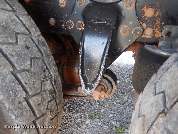 image for item GM9156 2012 Freightliner 114SD  flatbed truck