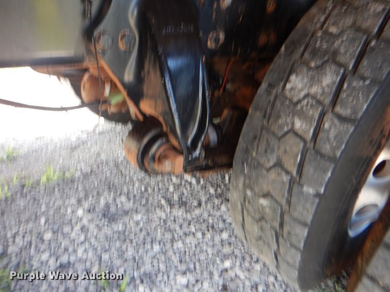 image for item GM9156 2012 Freightliner 114SD  flatbed truck