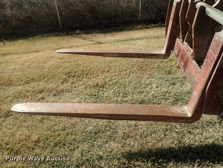 image for item GX9604 JLG 8042  telehandler