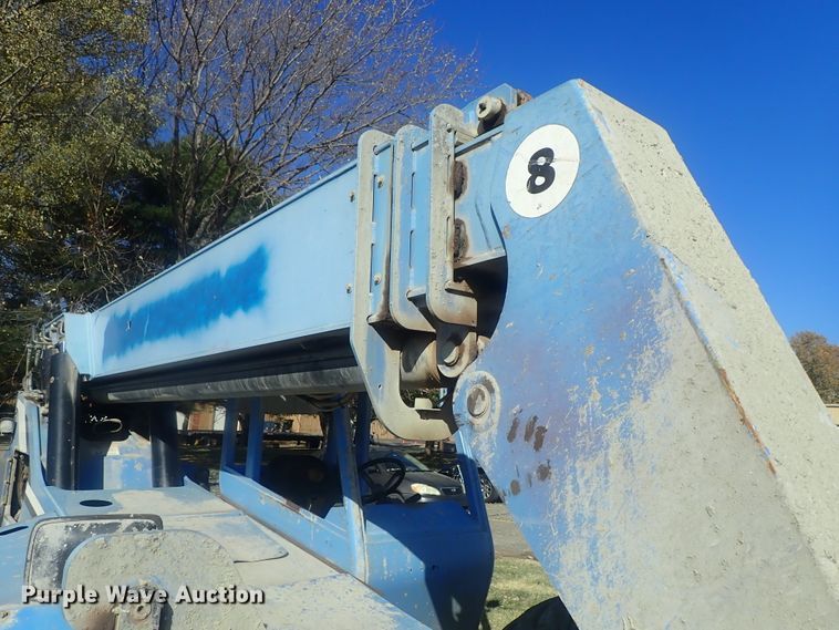 image for item GX9604 JLG 8042  telehandler