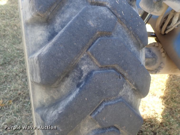 image for item GX9604 JLG 8042  telehandler