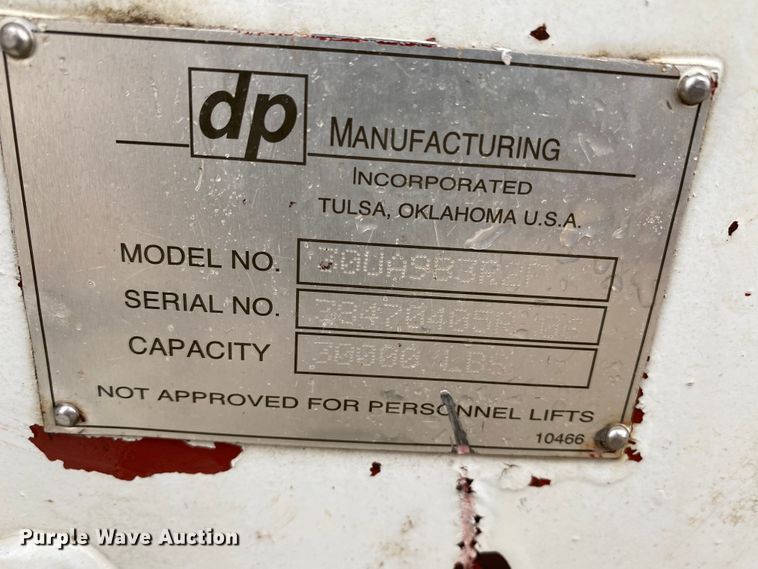 image for item HA9666 2006 International 7500  digger derrick truck