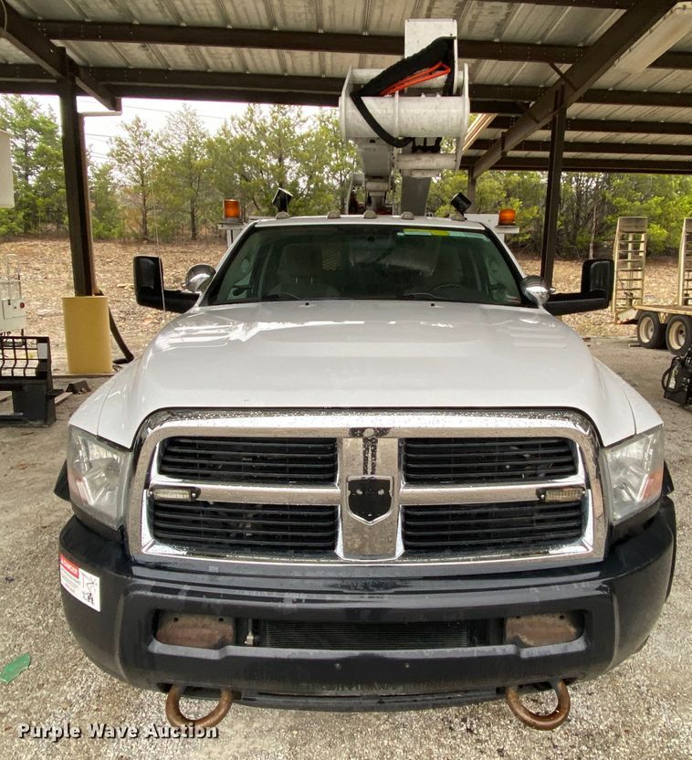 image for item HA9667 2011 Dodge Ram 5500  bucket truck