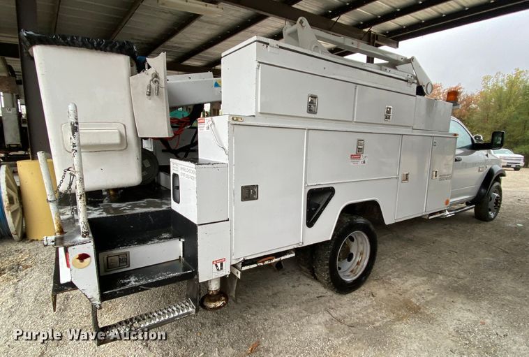 image for item HA9667 2011 Dodge Ram 5500  bucket truck