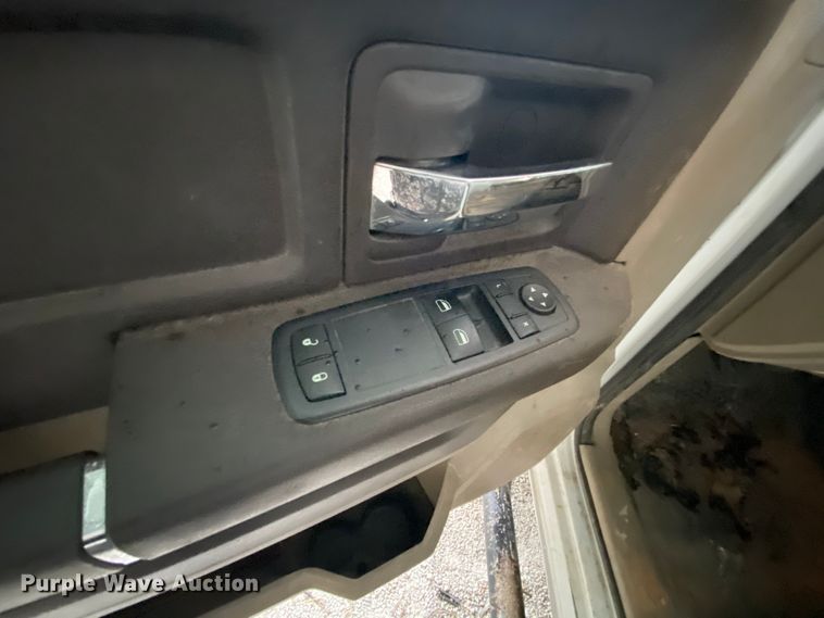 image for item HA9667 2011 Dodge Ram 5500  bucket truck