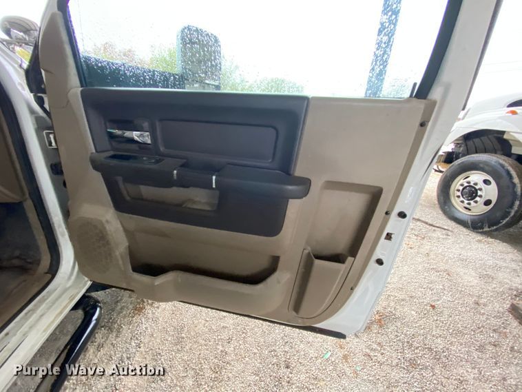 image for item HA9667 2011 Dodge Ram 5500  bucket truck