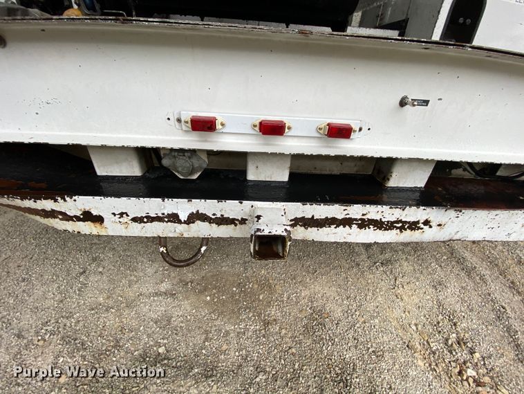 image for item HA9667 2011 Dodge Ram 5500  bucket truck