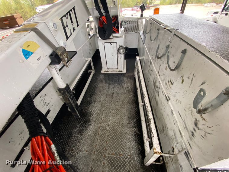 image for item HA9667 2011 Dodge Ram 5500  bucket truck