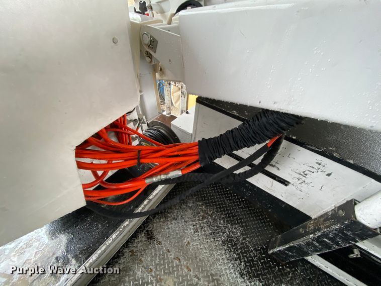 image for item HA9667 2011 Dodge Ram 5500  bucket truck