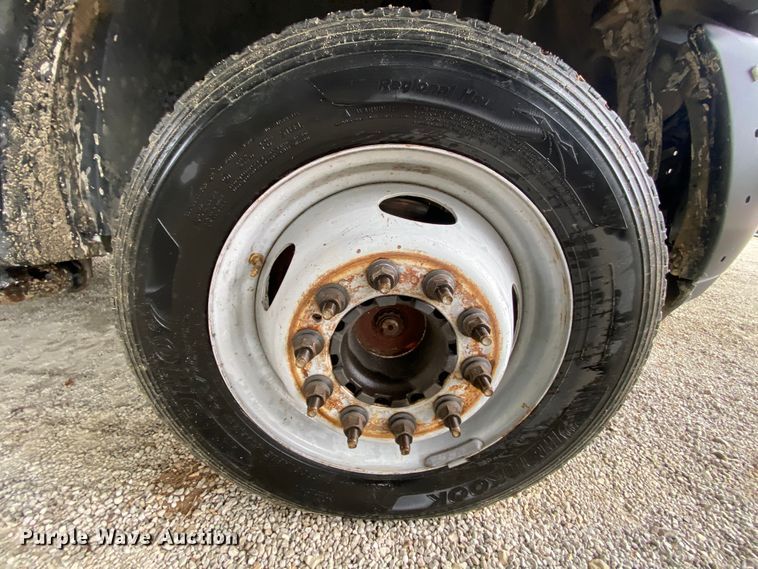 image for item HA9667 2011 Dodge Ram 5500  bucket truck