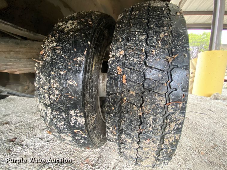 image for item HA9667 2011 Dodge Ram 5500  bucket truck