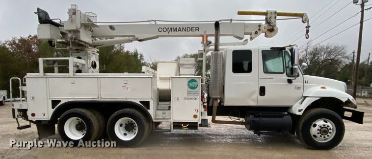 image for item HA9669 2005 International 7500  bucket truck