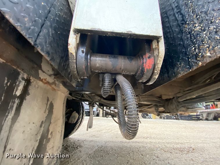 image for item HA9670 2005 International 7500  bucket truck