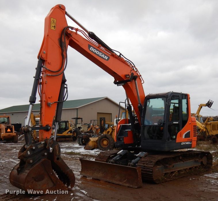 image for item HD9122 2014 Doosan DX140LCR  excavator